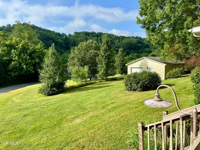 1277 Old Jonesboro Road, Bristol, TN 37620
