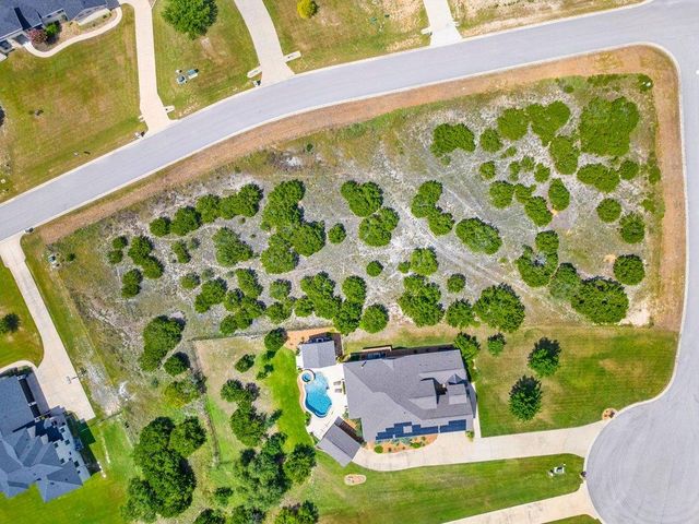 270 Honey Locust CT, Driftwood, TX 78619