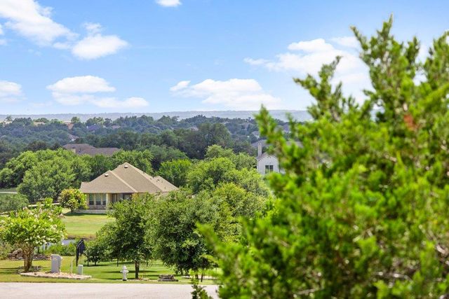 270 Honey Locust CT, Driftwood, TX 78619
