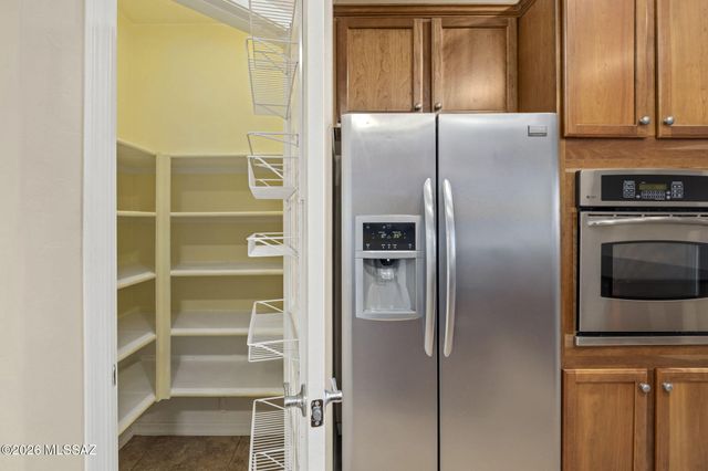 13859 E Fiery Dawn Drive, Vail, AZ 85641