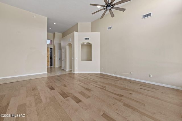 13859 E Fiery Dawn Drive, Vail, AZ 85641