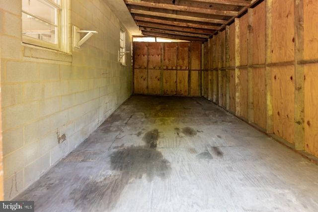 12111 DAISY LN, Glenn Dale, MD 20769
