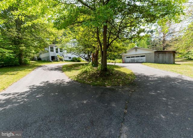 12111 DAISY LN, Glenn Dale, MD 20769