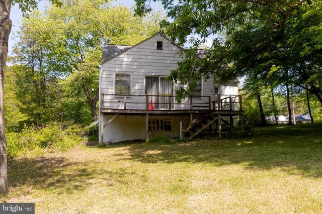 12111 DAISY LN, Glenn Dale, MD 20769