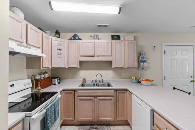 5008 Blue Spruce Ln., Murrells Inlet, SC 29576