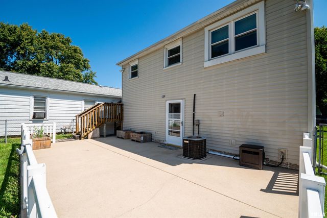 124 LINDEN Street, East Peoria, IL 61611
