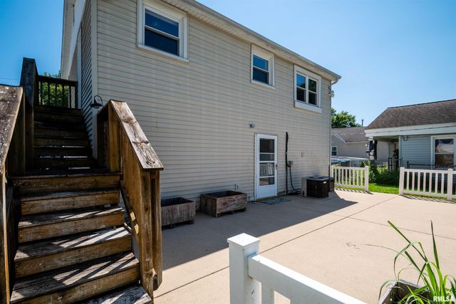 124 LINDEN Street, East Peoria, IL 61611