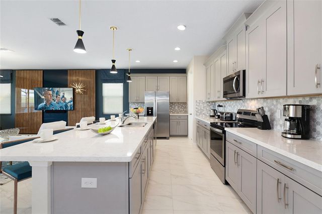 1628 NASSAU POINT TRAIL, Kissimmee, FL 34747