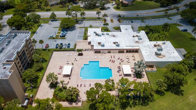 7593 TAHITI Lane 106, Lake Worth, FL 33467