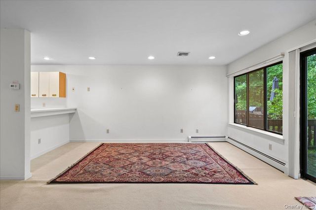 53 Top Of The Ridge A9, Mamaroneck, NY 10543