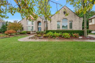 37907 Turnberry Court, Farmington Hills, MI 48331