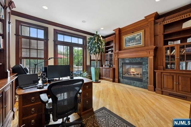 31 Marie Major Drive, Alpine, NJ 07620