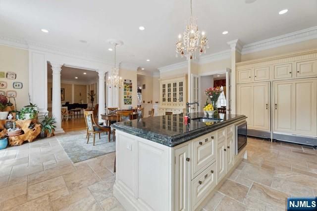 31 Marie Major Drive, Alpine, NJ 07620