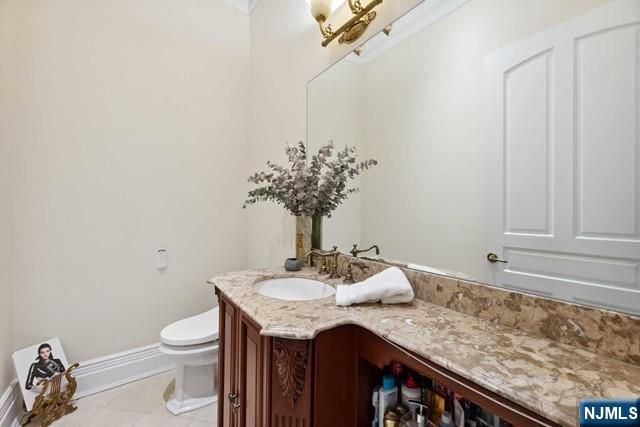 31 Marie Major Drive, Alpine, NJ 07620