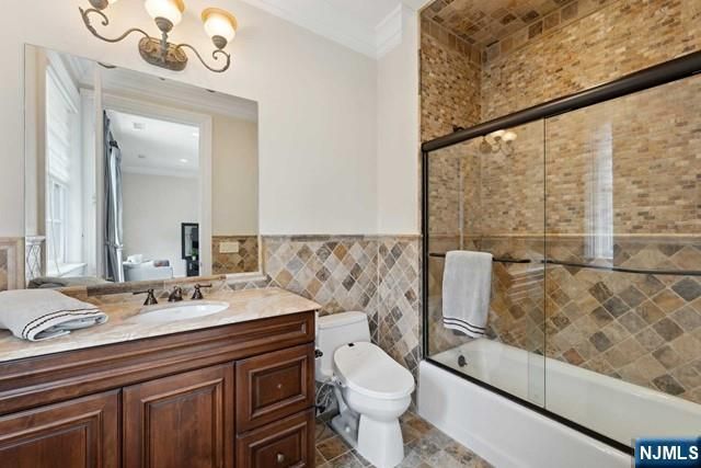 31 Marie Major Drive, Alpine, NJ 07620