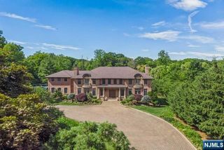 31 Marie Major Drive, Alpine, NJ 07620