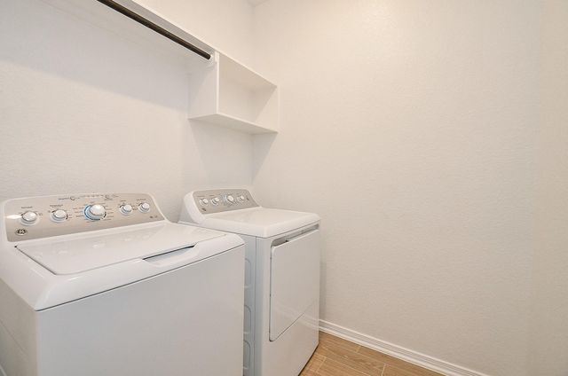 130 W Coralburst Loop, Montgomery, TX 77316