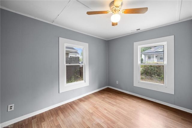 914 Lincoln Street, Greensboro, NC 27401