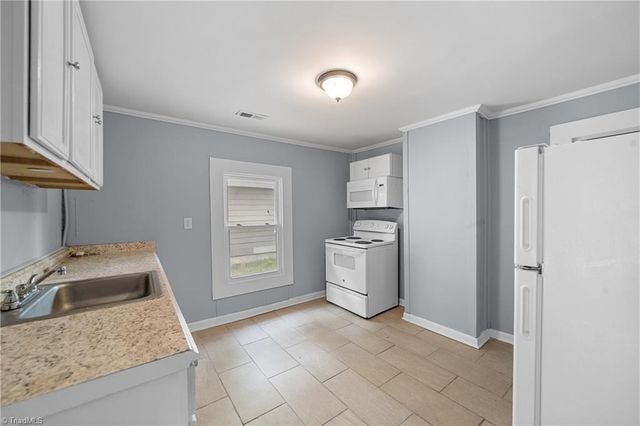 914 Lincoln Street, Greensboro, NC 27401
