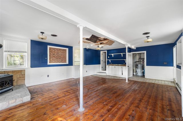 697 S Mountain Road, New City, NY 10956