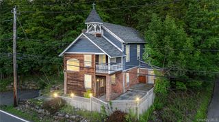 697 S Mountain Road, New City, NY 10956