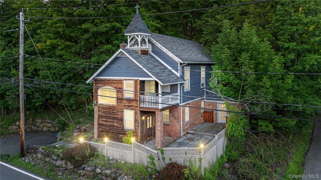 697 S Mountain Road, New City, NY 10956