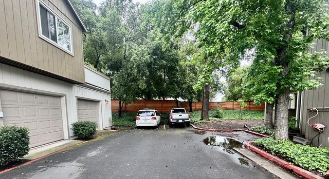 2528 Westberry Dr, Santa Rosa, CA 95403