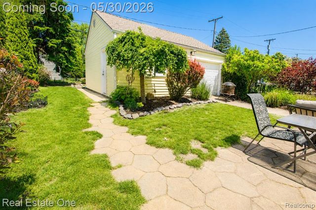 22108 Military Street, Dearborn, MI 48124