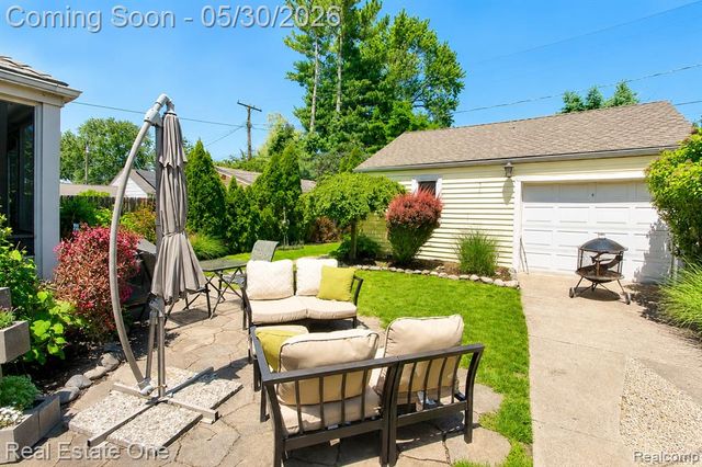 22108 Military Street, Dearborn, MI 48124