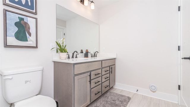 2783 Bristol Ridge Drive 40, Ann Arbor, MI 48105