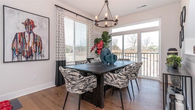 2783 Bristol Ridge Drive 40, Ann Arbor, MI 48105