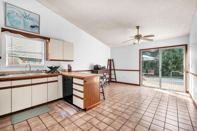 5235 Edgewood Drive, Lake Worth, FL 33467