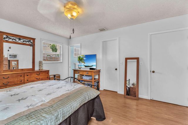 5235 Edgewood Drive, Lake Worth, FL 33467