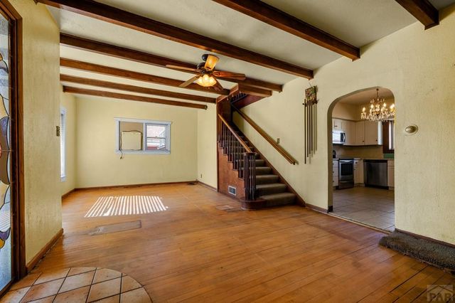 807 E Mesa Ave, Pueblo, CO 81006