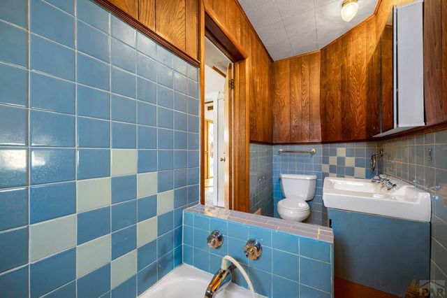 807 E Mesa Ave, Pueblo, CO 81006