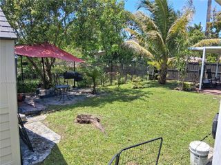 1000 SW 3rd Ave b, Hallandale Beach, FL 33009