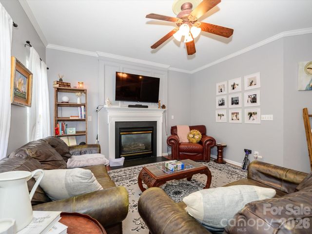 6815 Tanners Creek Drive, Huntersville, NC 28078