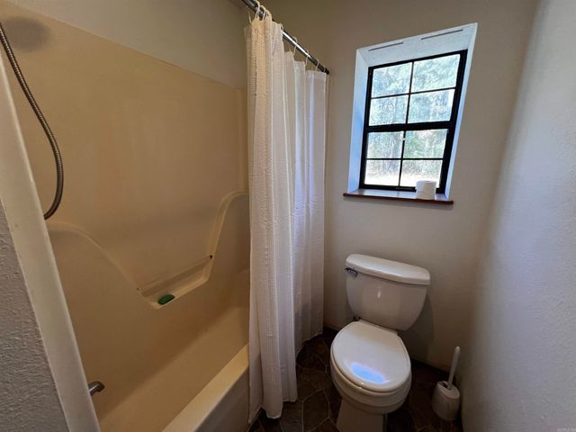 4508 Payton Road, Pine Bluff, AR 71603