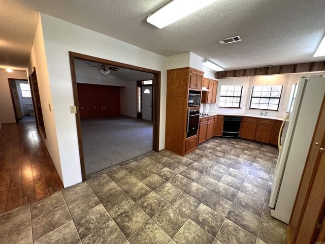 4508 Payton Road, Pine Bluff, AR 71603