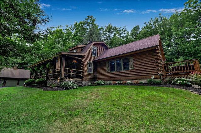 34 Cherrywood, Holland, NY 14080