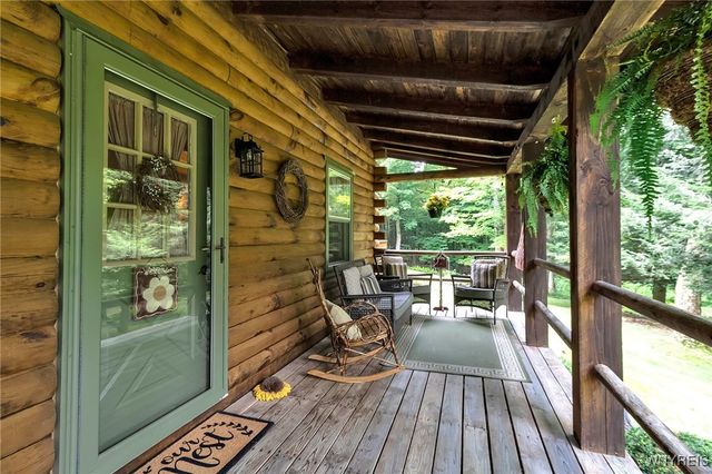 34 Cherrywood, Holland, NY 14080