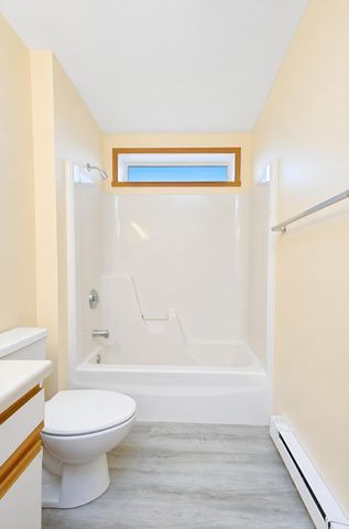 1896 Huntington Lane, West Fargo, ND 58078