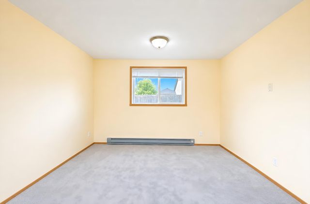 1896 Huntington Lane, West Fargo, ND 58078