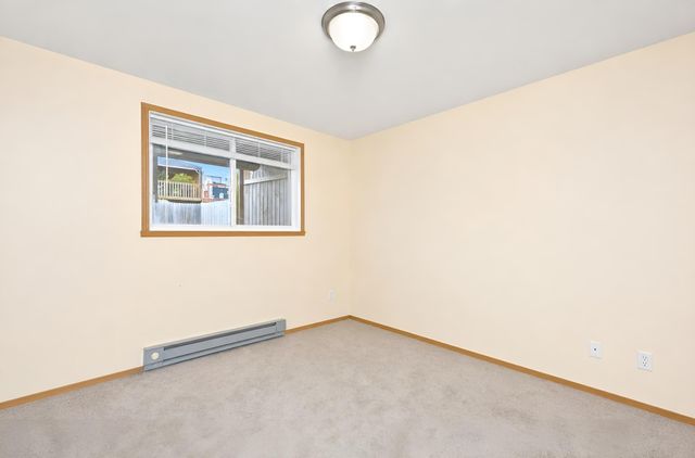 1896 Huntington Lane, West Fargo, ND 58078