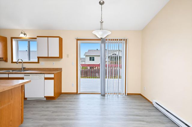 1896 Huntington Lane, West Fargo, ND 58078