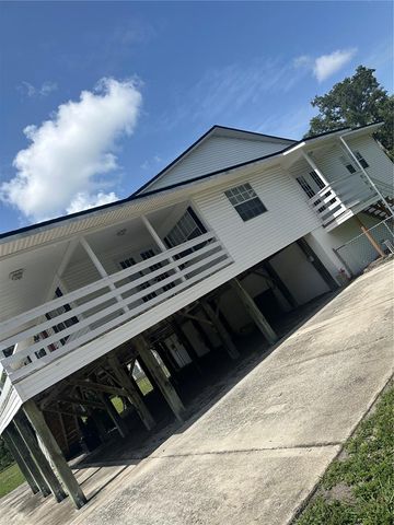 12055 MURRAY AVENUE, Largo, FL 33778
