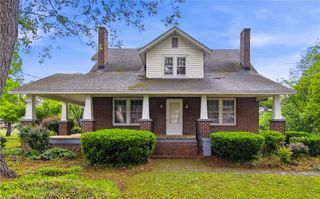 4635 Shattalon Drive, Winston-salem, NC 27106