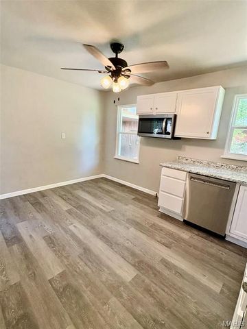 4209 Oak Lane, Belleville, IL 62226