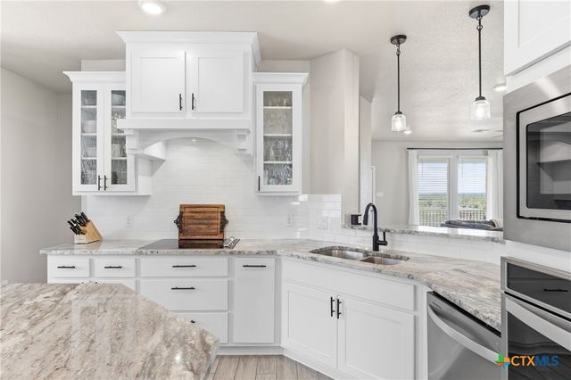 1708 Meadow Crest Drive, Salado, TX 76571