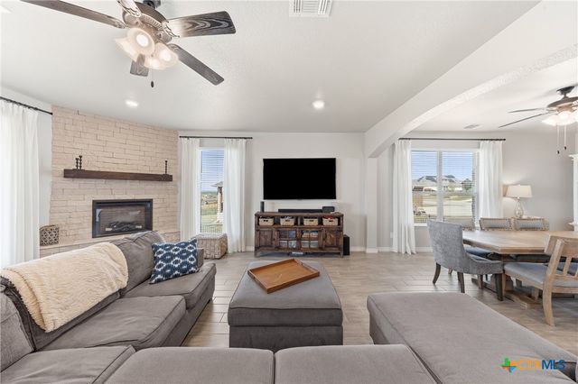 1708 Meadow Crest Drive, Salado, TX 76571